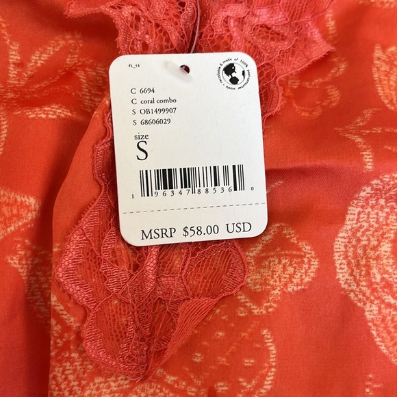 NEW FREE PEOPLE- Silky Cami Top with Lace and Thin Straps in size Small - Picture 9 of 10